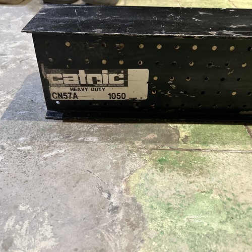 Catnic steel lintel cn57a 1050 - steel,