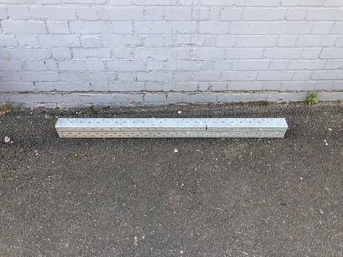 Catnic box lintel - box,