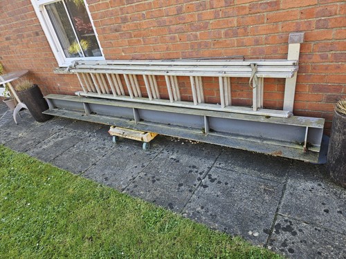 Galvanized steel lintel 3700 - galvanized,