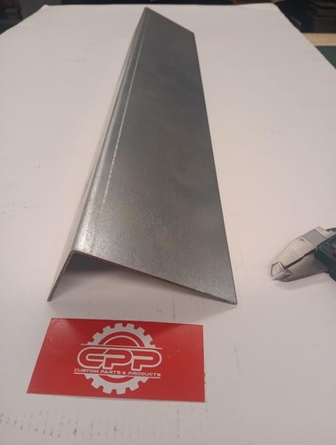 Steel angle lintels - , solid